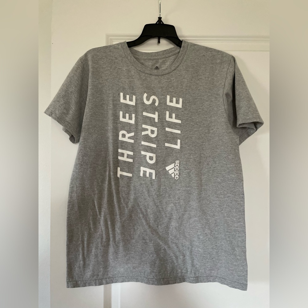 Adidas tee